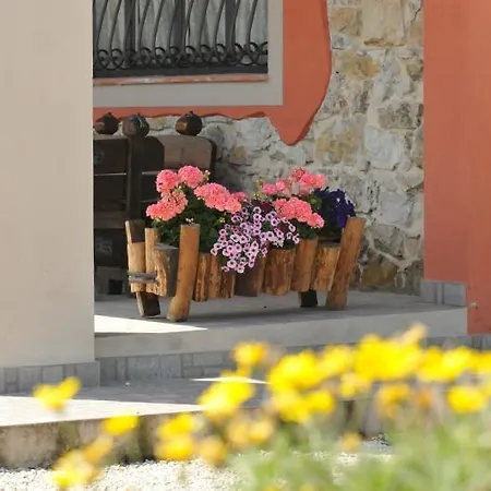 Olivia B&B And Apartment