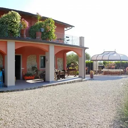 Olivia B&B And Apartment