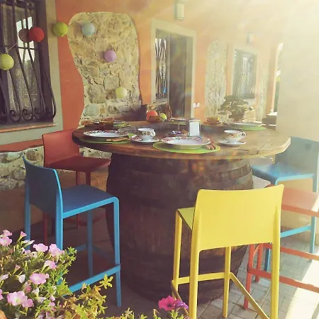 Olivia B&B And Apartment Bed & Breakfast 3*