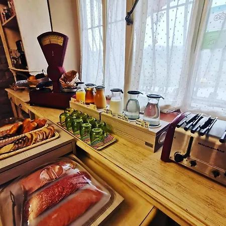 Olivia B&B And Apartment Bed & Breakfast 3*
